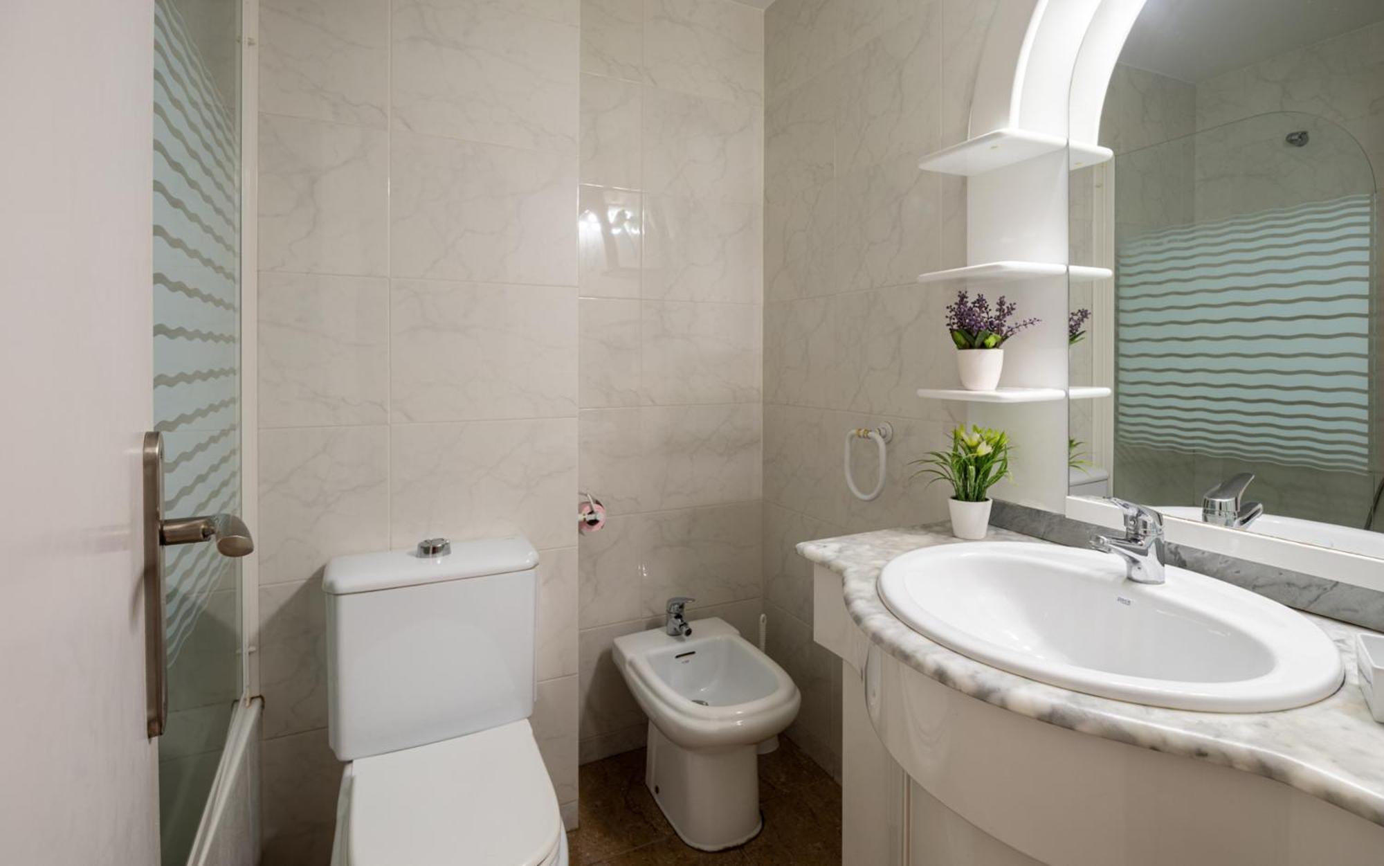 Spacious Apartment With Sea View Terrace In Калафел Екстериор снимка